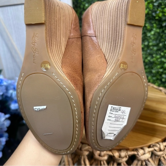 Lucky brand close round toe wedges new no box - Picture 2 of 6
